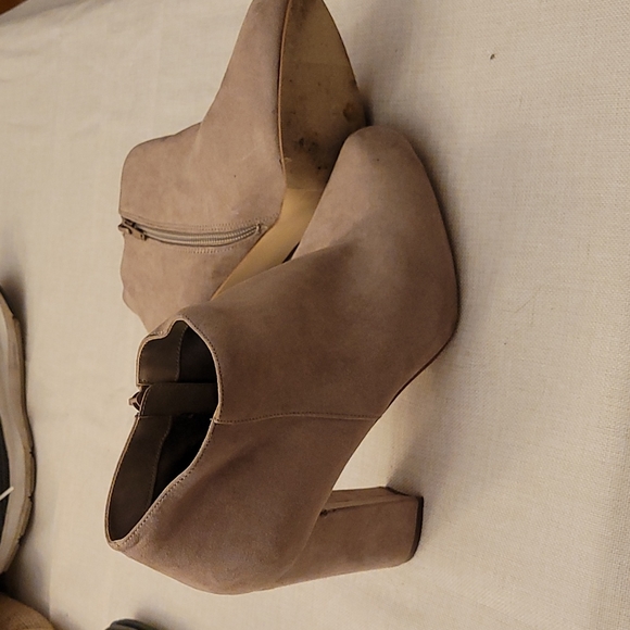 Madden NYC womens ankle heeled boots - Picture 1 of 3